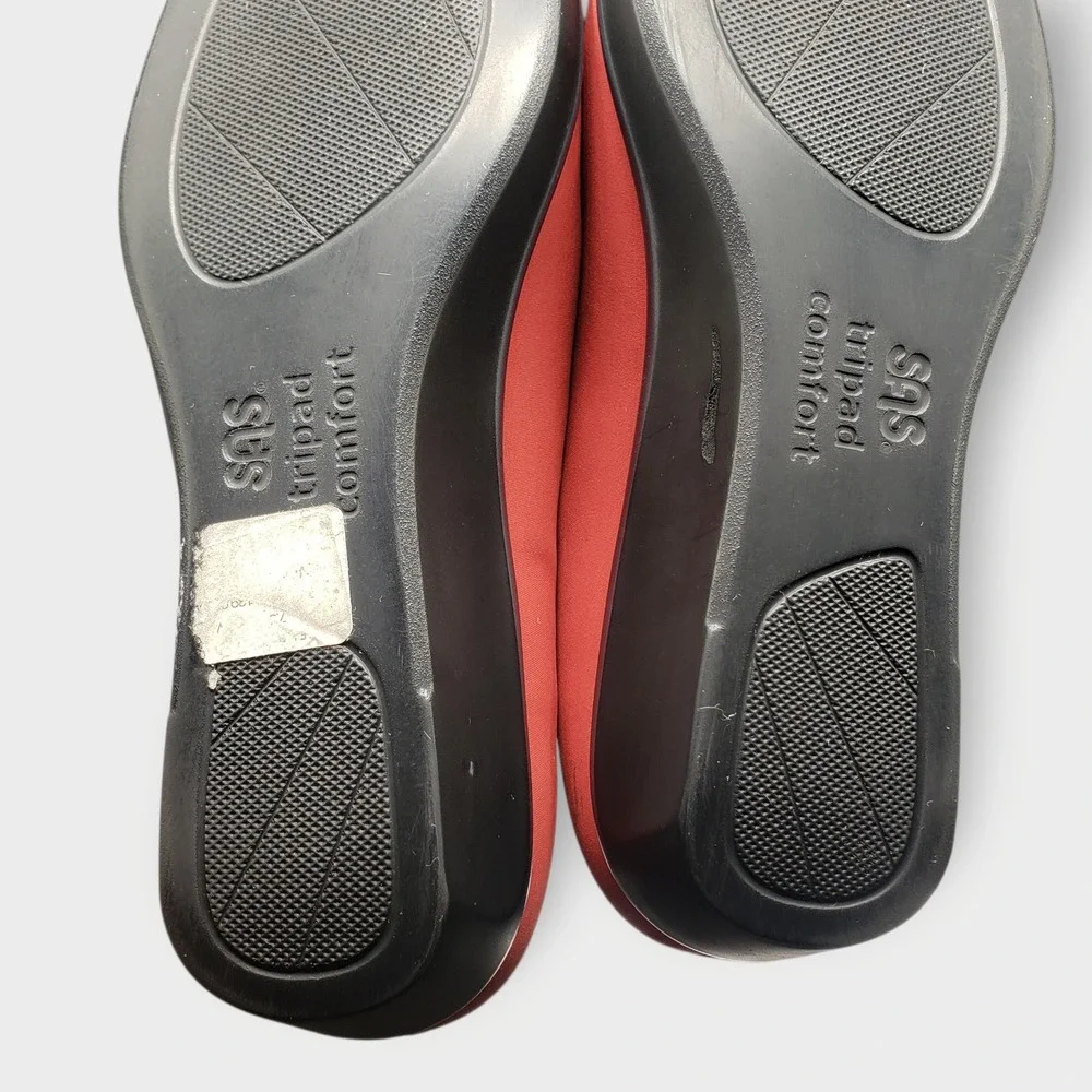 SAS Womens Bliss Slip On Wedge Shoes Red Sz 7.5 Comfort Walking Made in USA